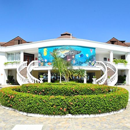 Hotel Palma Real Sambo Creek Экстерьер фото