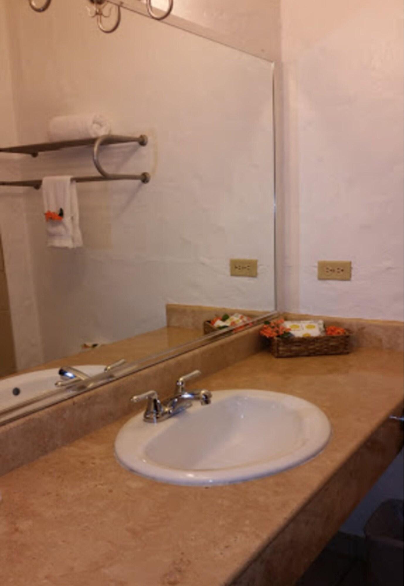 Hotel Palma Real Sambo Creek Экстерьер фото