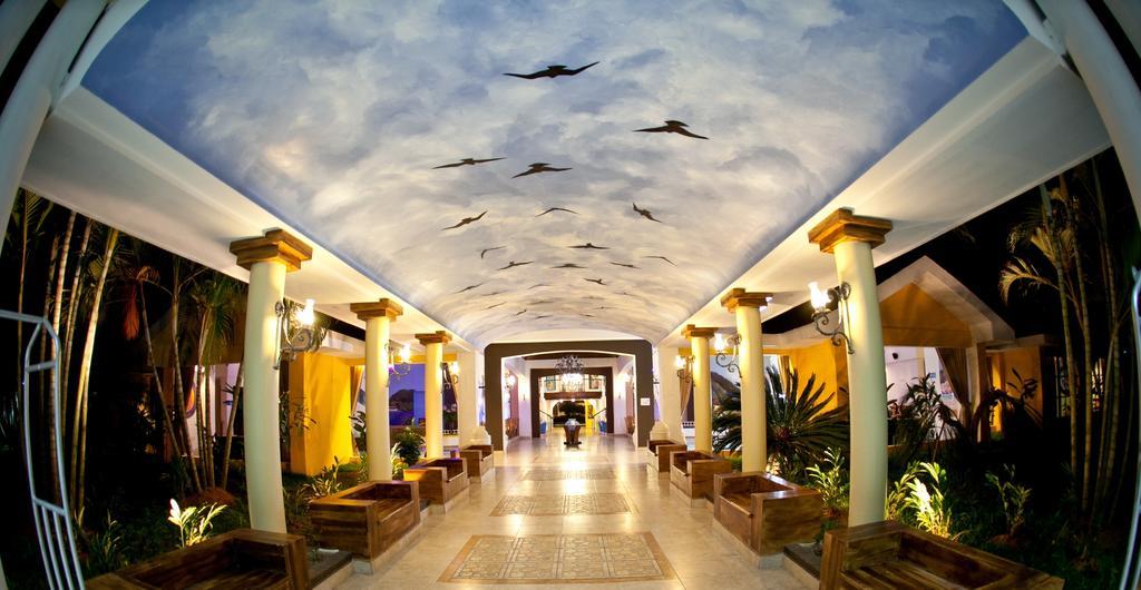 Hotel Palma Real Sambo Creek Экстерьер фото