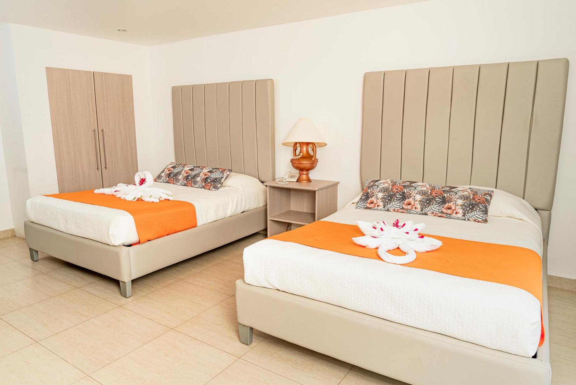 Hotel Palma Real Sambo Creek Экстерьер фото
