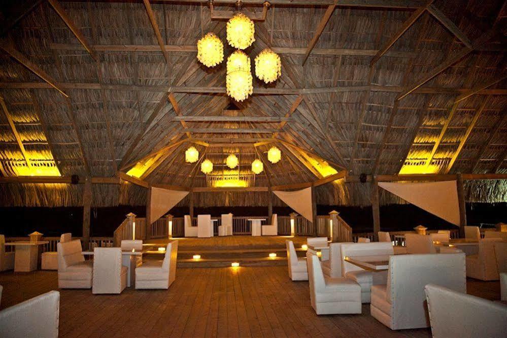 Hotel Palma Real Sambo Creek Экстерьер фото