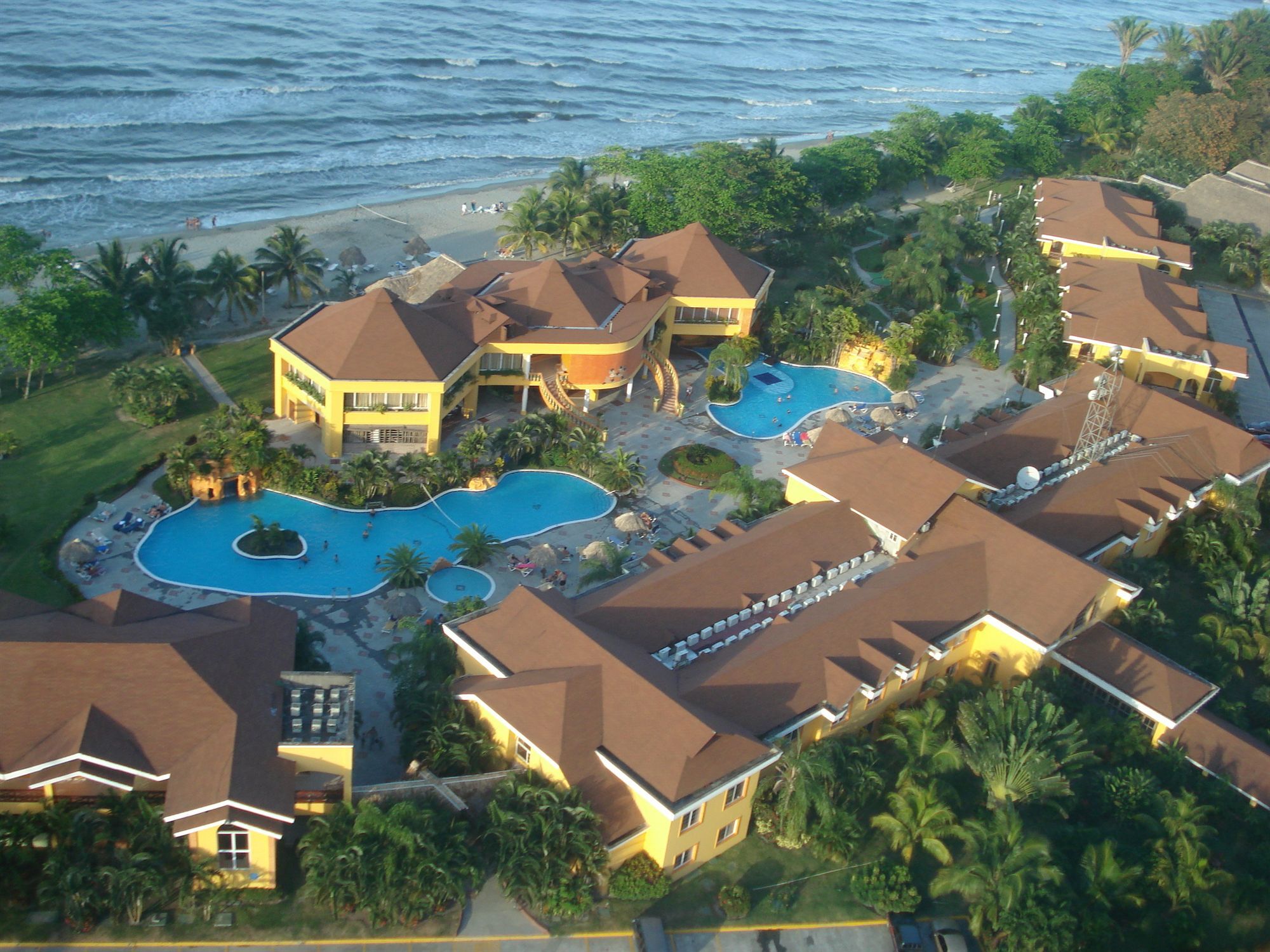 Hotel Palma Real Sambo Creek Экстерьер фото