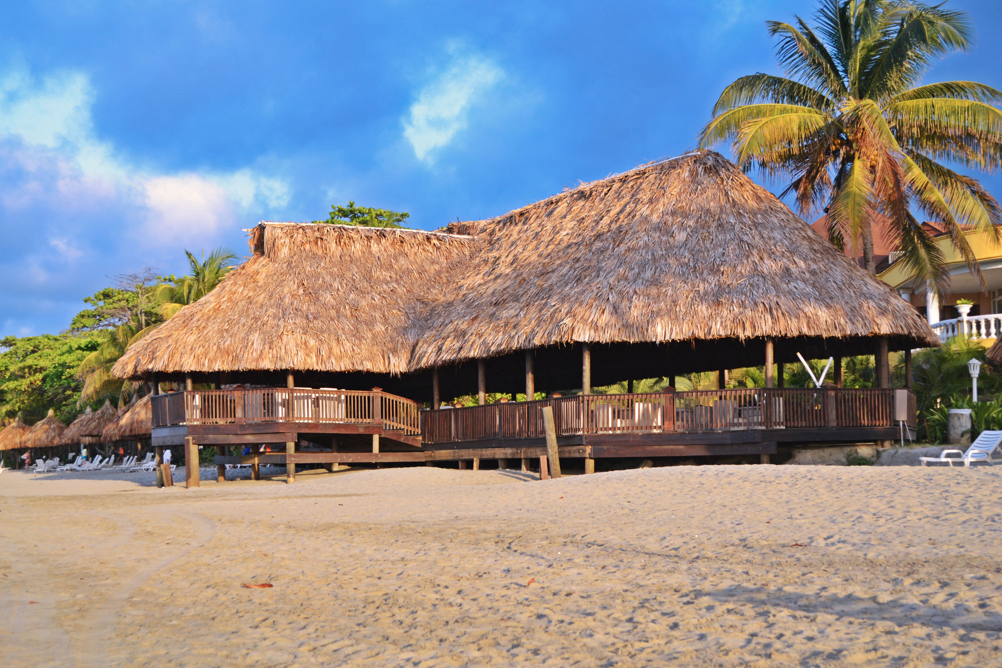 Hotel Palma Real Sambo Creek Экстерьер фото